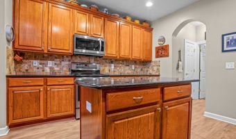 7680 Black Walnut Dr, Avon, IN 46123