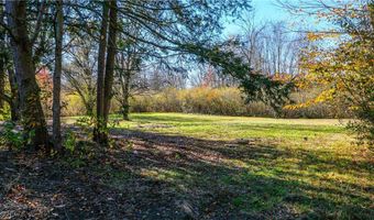 483 Townline Rd, Aurora, OH 44202