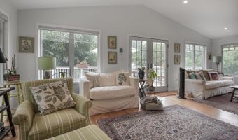 6322 WALHONDING Rd, Bethesda, MD 20816