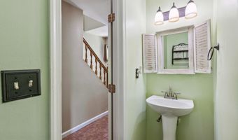 37 ARDSLEY Dr, Dover, DE 19904