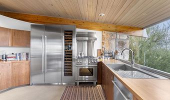 7915 E PRIMROSE Path, Carefree, AZ 85377