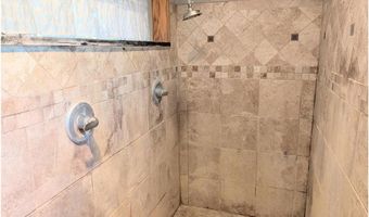 202 North Ln, Albert Lea, MN 56007