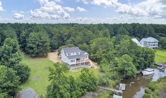 7527 Ladys Secret Ln, Awendaw, SC 29429