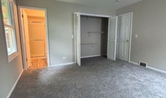 654 Longview Dr, Antioch, IL 60002