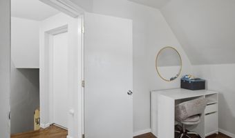 117 N 10th St, Beatrice, NE 68310