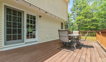 16 Breakneck Rd, Hudson, NH 03051