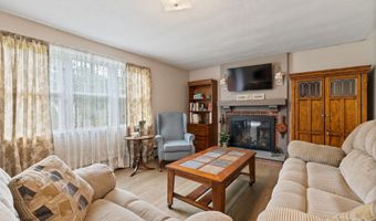 25 Delmar Dr, Bristol, CT 06010