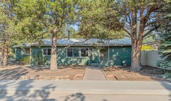 1523 SE Bronzewood Ave, Bend, OR 97702