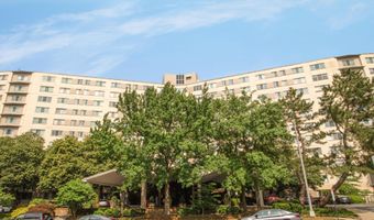 1200 N NASH St 263, Arlington, VA 22209