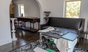 4509 Curry Ln, Abilene, TX 79606