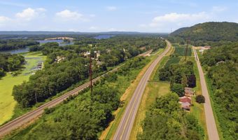 S2232 State Road 35, Alma, WI 54610