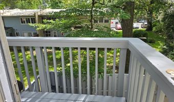 5035 AMERICANA Dr, Annandale, VA 22003