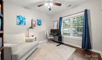 2717 Arnold Dr, Charlotte, NC 28205