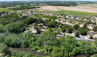 2006 11th Ave NE, Austin, MN 55912