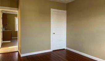 5 Ryan Ave 3, Bristol, RI 02809