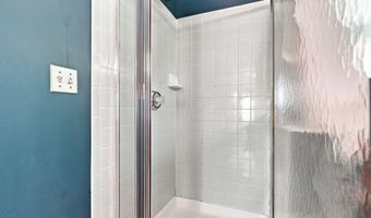 1438 Newell Ct, Columbus, OH 43228