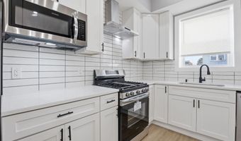2816 ROCKROSE Ave, Baltimore, MD 21215