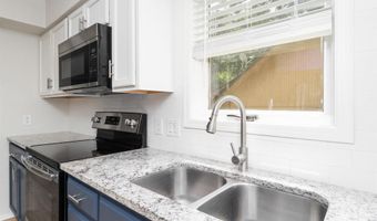 16 Tomisa Ln, Hot Springs Village, AR 71909