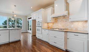 3269 NW Fairway Heights Dr, Bend, OR 97703