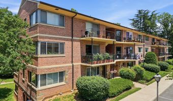 5003 SENTINEL Dr 22, Bethesda, MD 20816