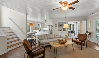 8 Racerunner Ct, Bald Head Island, NC 28461
