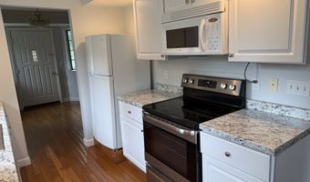 10 Tara Dr 10, Brookfield, CT 06804