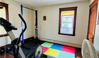 200 Market St, Warren, RI 02885