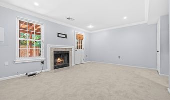 6645 MEDINAH Ln, Alexandria, VA 22312
