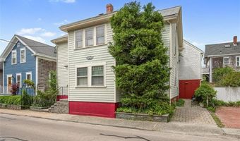 74 Third St, Newport, RI 02840
