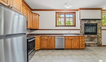 2448 Haven Dr, Abilene, KS 67410