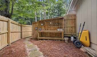 250 Rhine Dr, Alpharetta, GA 30022