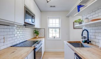 2625 3RD St NE 203, Washington, DC 20002
