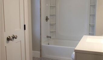 217 State Street Unit 3 F 3 F, Bristol, RI 02809