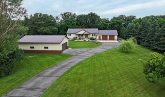 4700 Rural Oaks Dr SE, Alexandria, MN 56308