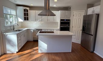 20453 CHARTER OAK Dr, Ashburn, VA 20147