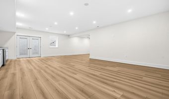 1905 N TAYLOR St, Arlington, VA 22207