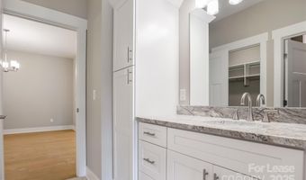 48 Creekside View Dr, Asheville, NC 28804