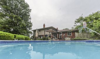 1640 Ridge Hill Ln, Indianapolis, IN 46217