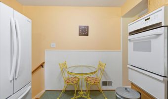 4703 EXETER St, Annandale, VA 22003