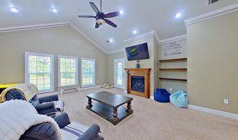 190 Claytie Douglas Rd, Alma, GA 31510