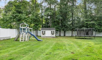 26 Herb Rd, Middletown, NJ 07748
