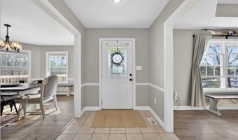 692 N Parker Ln, Bloomfield, IN 47424