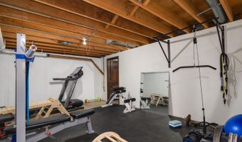 1615 S Kaspar Ave, Arlington Heights, IL 60005
