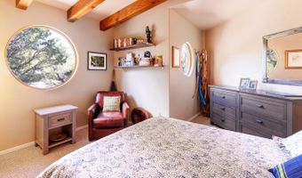 100 Lobo Ranch Rd, Arroyo Hondo, NM 87513