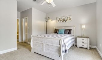 183 Mcdonnell Ave 304, Biloxi, MS 39531