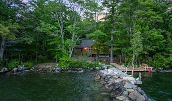 116 Big Barndoor Is, Alton, NH 03810
