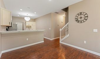 276 Sandover Dr, Aurora, OH 44202