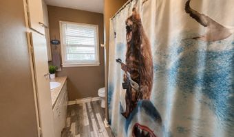 406 S Wells Ave, Altamont, KS 67330
