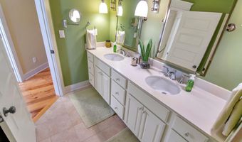 272 Eagle Point Dr, Austin, KY 42123