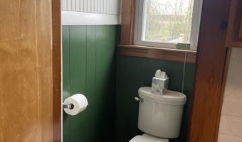 146-148 Lincoln St, Bangor, ME 04401